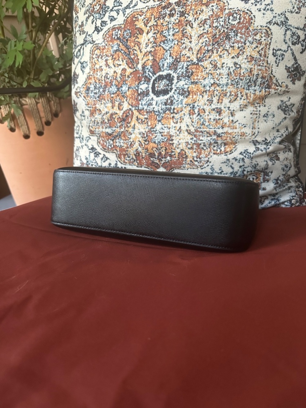 Kate spade Margot textured cross body - Picture 2 of 7